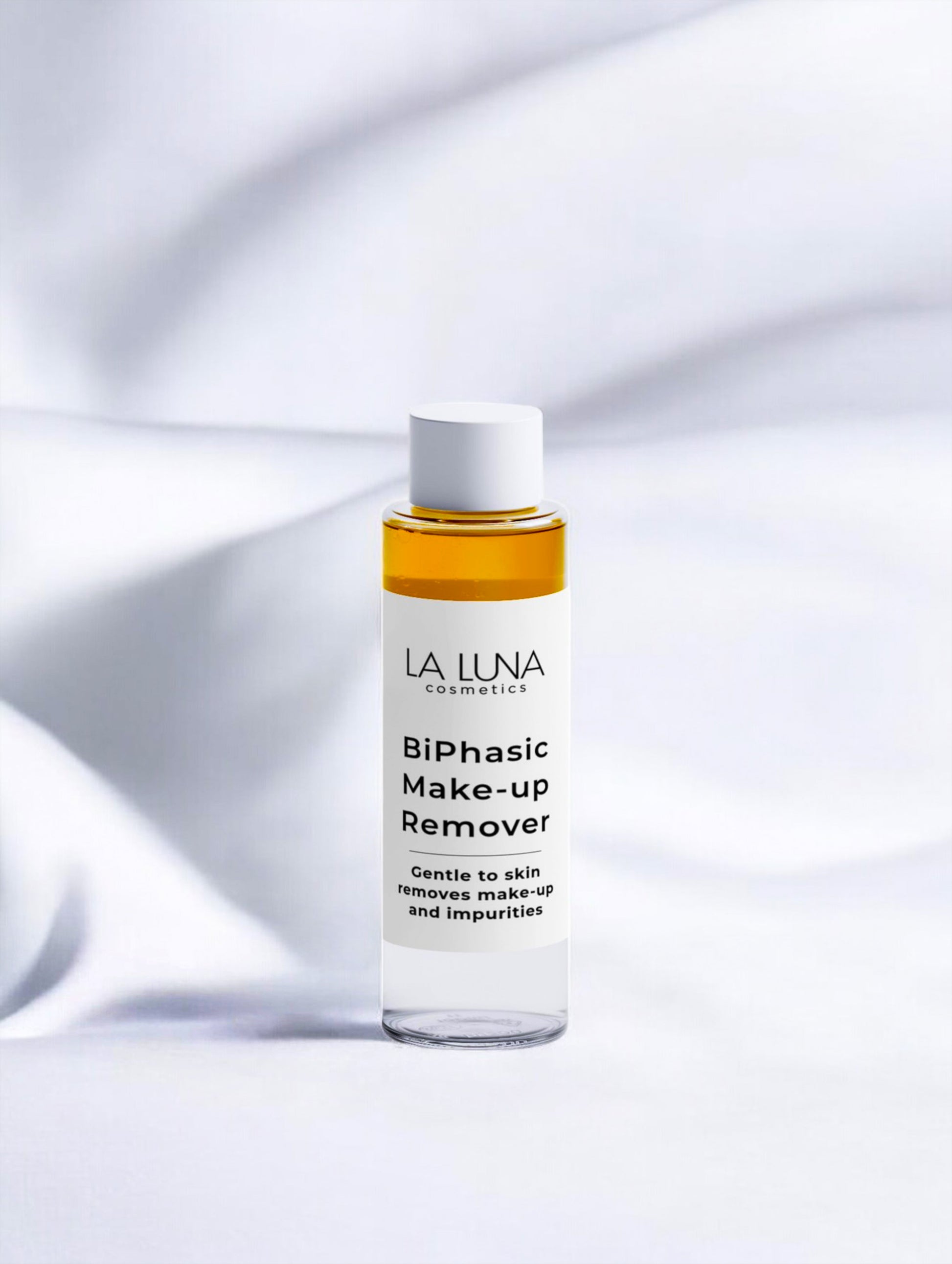 La Luna BiPhasic Make-up Remover – Gentle, Fragrance-Free Two-Phase Cleanser with Aloe Juice, Chamomile, Sea-Buckthorn & Raspberry Extracts for All Skin Types.
